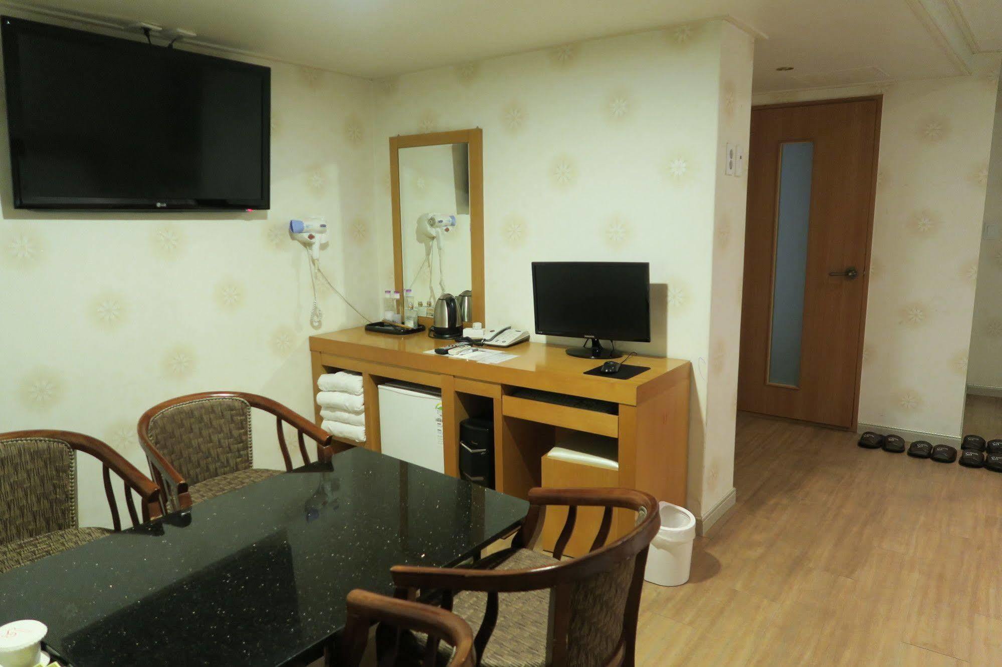 Gs Hotel Jongno Szöul Kültér fotó